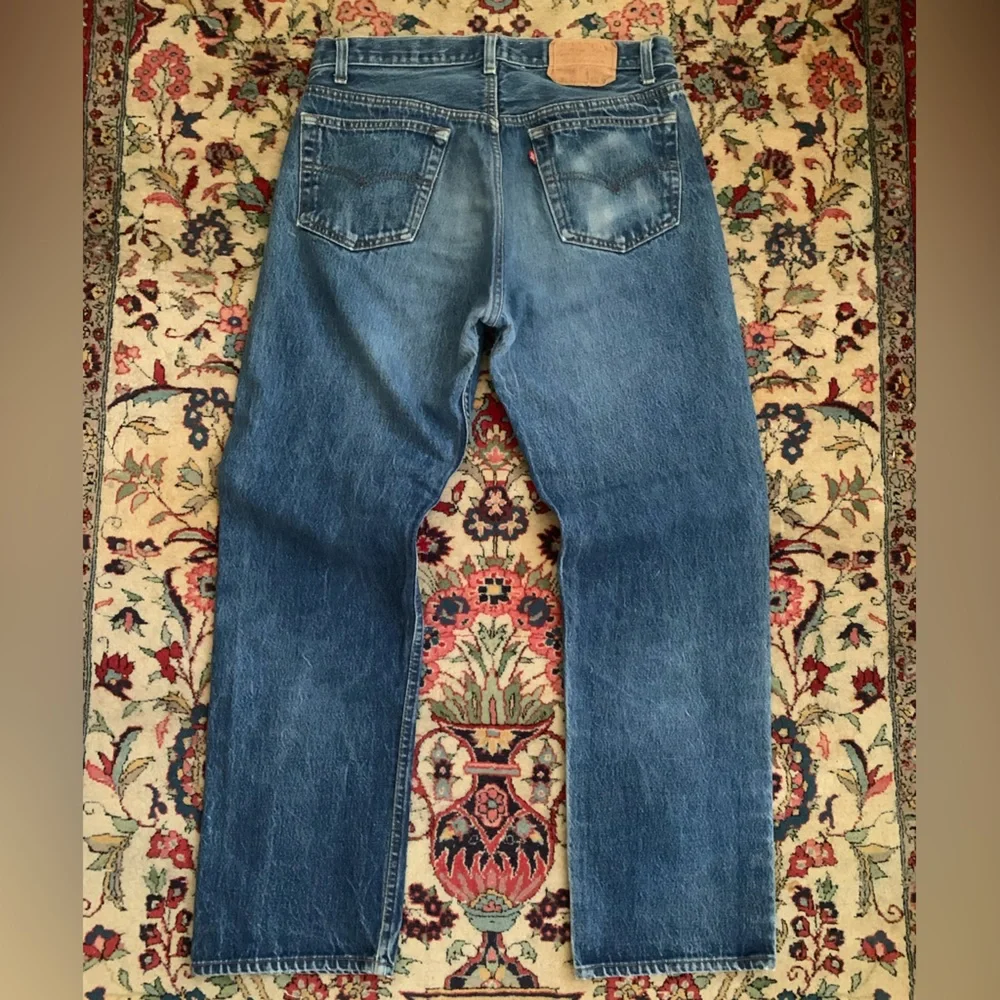 Vintage 1980s Levi’s 501 Jeans - 32”x30” - Picture 4 of 5